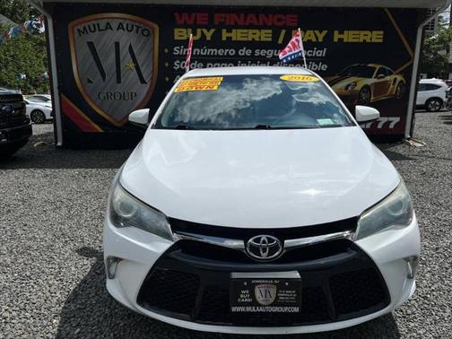 2016 Toyota Camry XLE