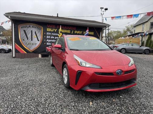 2022 Toyota Prius LE