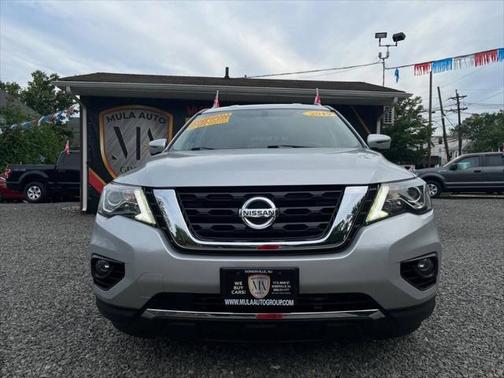 2019 Nissan Pathfinder SV