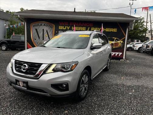 2019 Nissan Pathfinder SV