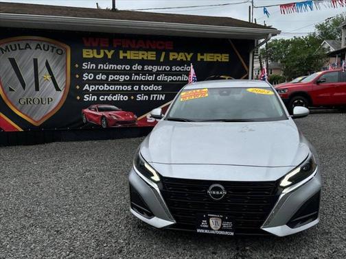 2023 Nissan Altima 2.5 SV