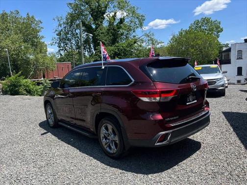 2017 Toyota Highlander Limited Platinum