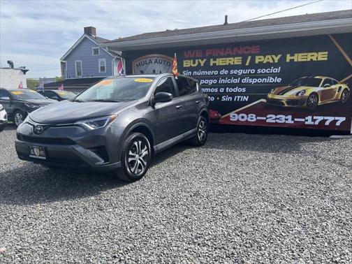 2018 Toyota RAV4 LE
