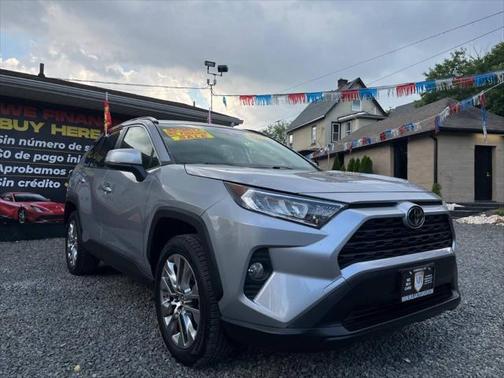 2019 Toyota RAV4 XLE Premium