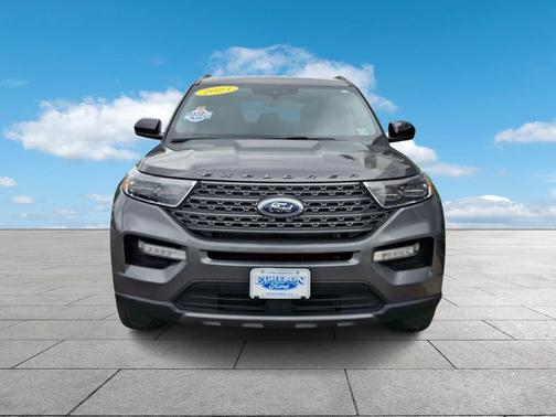 Carbonized Gray Metallic 2023 Ford Explorer XLT