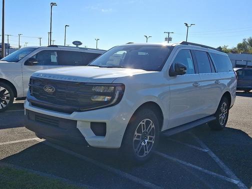 2025 Ford Expedition Max Active 4x4