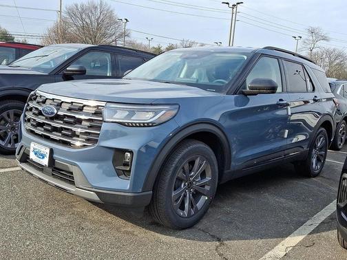 2026 Ford Explorer Active w/200A Pkg