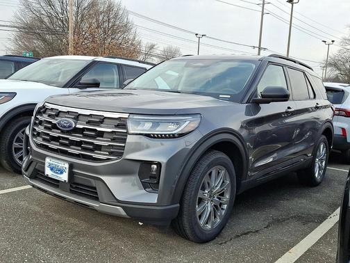 2026 Ford Explorer Active w/200A Pkg