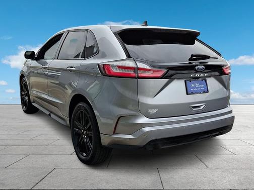 2022 Ford Edge ST Line