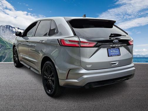 2022 Ford Edge ST Line