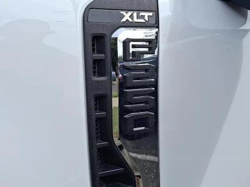 2026 Ford F-250 XLT