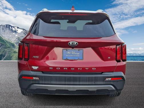 2021 Kia Sorento S