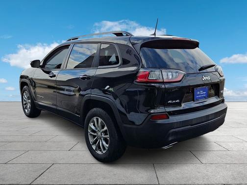 2022 Jeep Cherokee Latitude Lux