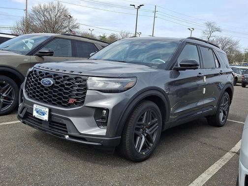 Carbonized Gray Metallic 2026 Ford Explorer ST