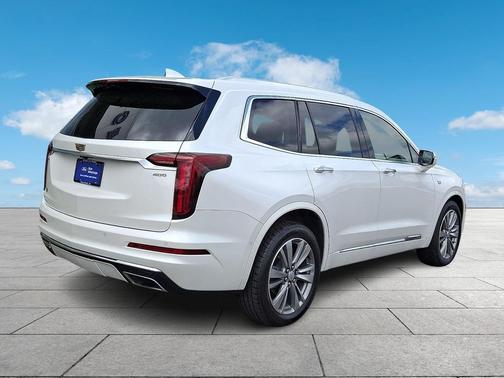 Crystal White Tricoat 2021 Cadillac XT6 Premium Luxury AWD