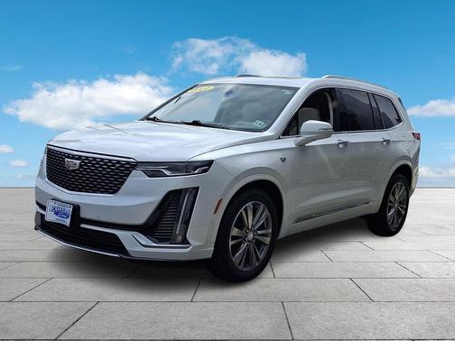 Crystal White Tricoat 2021 Cadillac XT6 Premium Luxury AWD