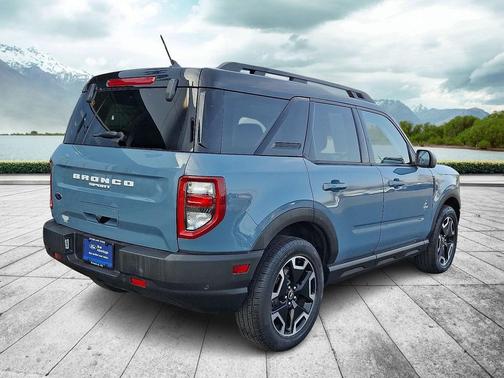 2022 Ford Bronco Sport Outer Banks