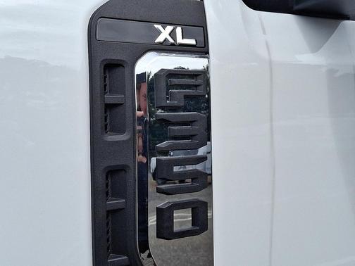 2025 Ford F-350 XL