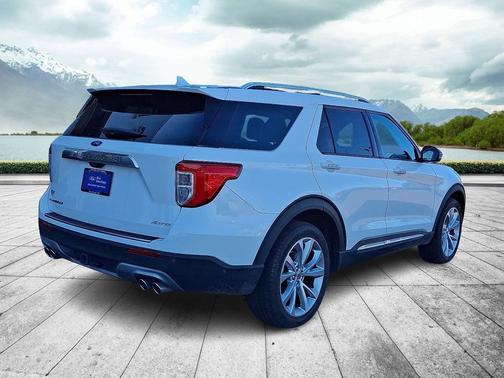 2022 Ford Explorer Platinum