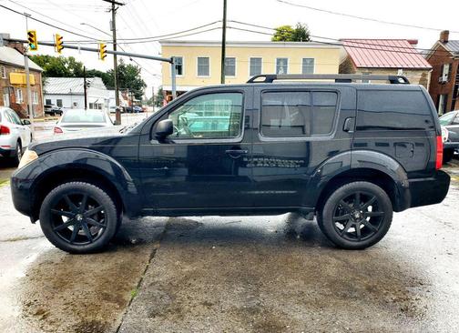 2011 Nissan Pathfinder S