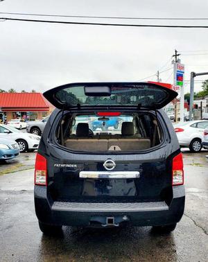2011 Nissan Pathfinder S