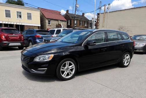 Black 2015 Volvo V60 T5 Premier