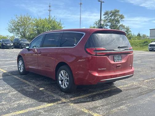 2025 Chrysler Pacifica L