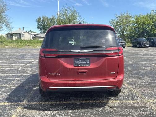 2025 Chrysler Pacifica L