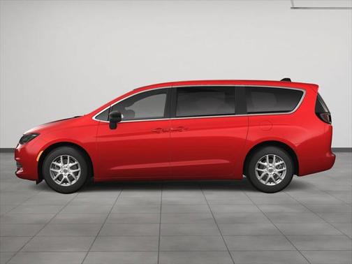 2025 Chrysler Voyager LX