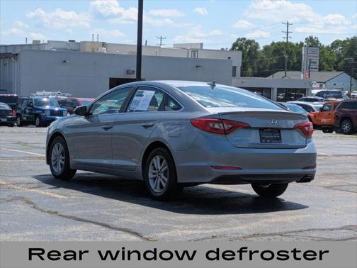 2016 Hyundai SONATA SE
