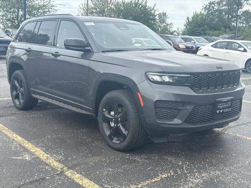 2025 Jeep Grand Cherokee Altitude