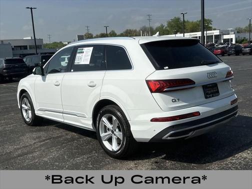 2024 Audi Q7 45 Premium Plus
