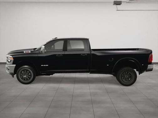 2025 RAM 3500 Laramie Crew Cab 4x4 8' Box