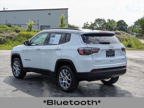 2022 Jeep Compass Latitude Lux