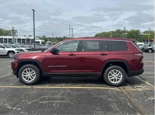 2025 Jeep Grand Cherokee Laredo