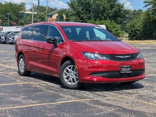 2025 Chrysler Voyager LX