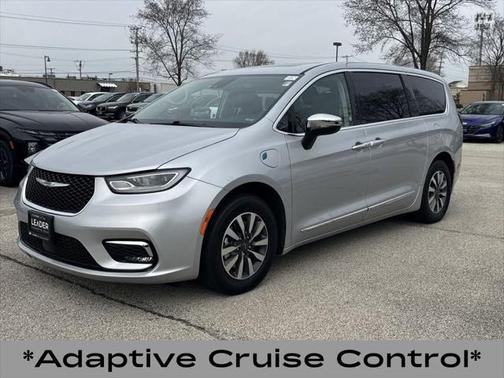 2023 Chrysler Pacifica Hybrid Limited