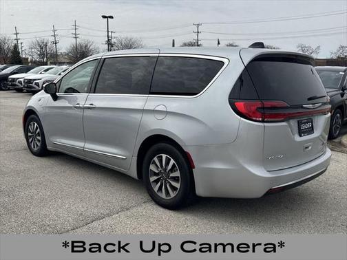 2023 Chrysler Pacifica Hybrid Limited