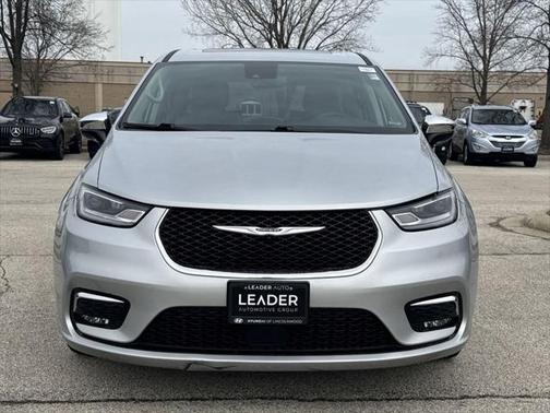 2023 Chrysler Pacifica Hybrid Limited