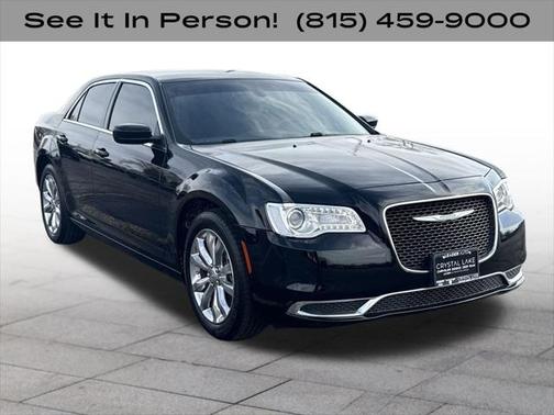 2023 Chrysler 300 Touring