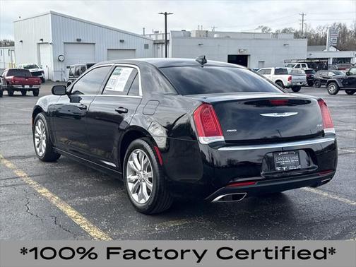 2023 Chrysler 300 Touring