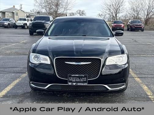 2023 Chrysler 300 Touring