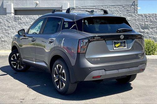 Gun Met 2025 Nissan Kicks SV