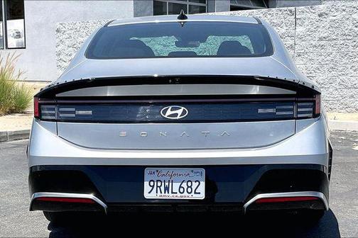 Aero Silver 2025 Hyundai SONATA SEL
