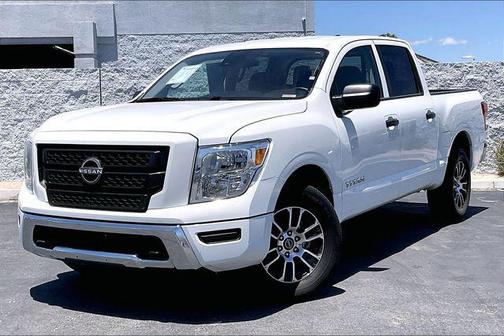 Glacier White 2023 Nissan Titan SV