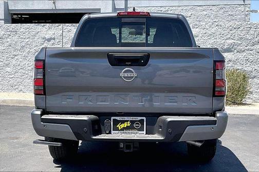Gun Met 2026 Nissan Frontier SV