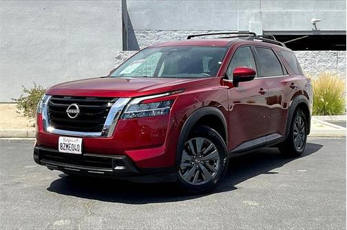 2022 Nissan Pathfinder SV 2WD