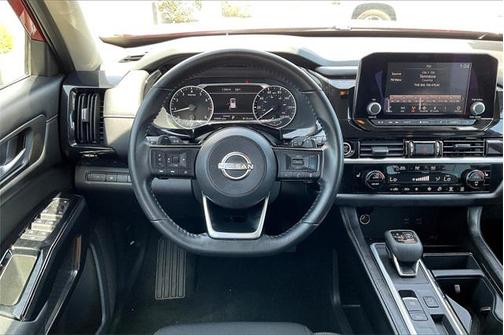 2022 Nissan Pathfinder SV 2WD