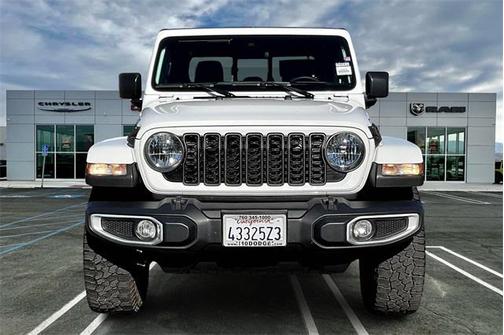 2024 Jeep Gladiator Sport S