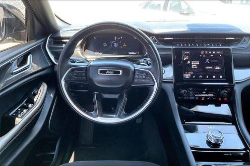Bright White Clearcoat 2021 Jeep Grand Cherokee L Altitude